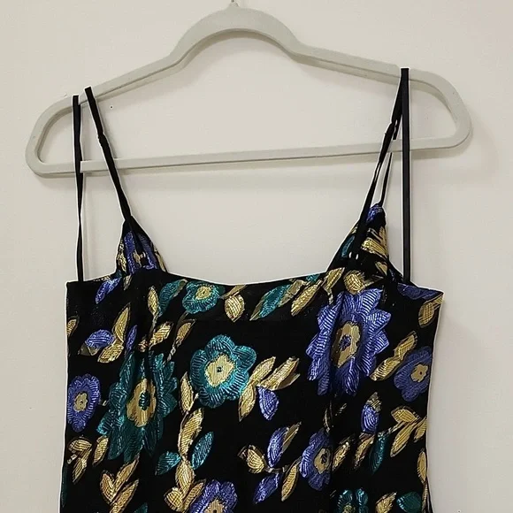 NWT Lovers and Friends Baby Doll Metallic Floral Rhode Cami Tank Top Size Medium - Picture 11 of 16